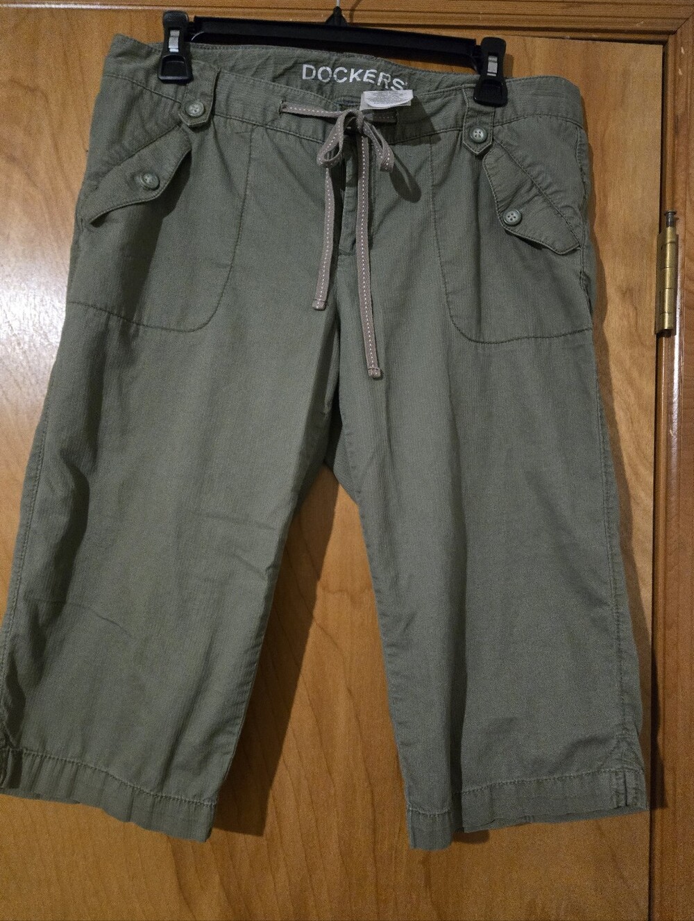 Dockers Olive Drawstring Cargo Capris